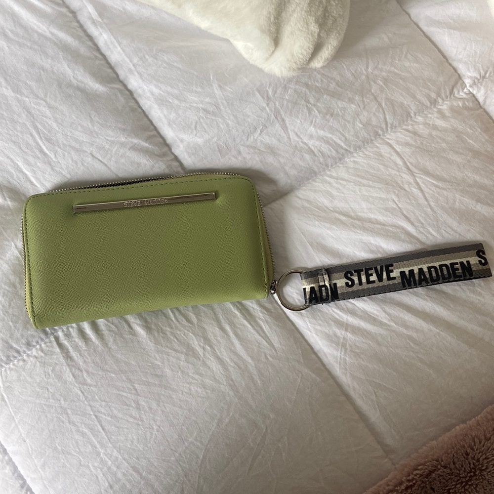Steve Madden Wallet